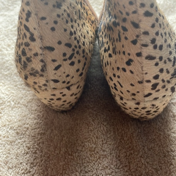 Matisse 7 Brown/Gold Leopard Bootie - Picture 6 of 8